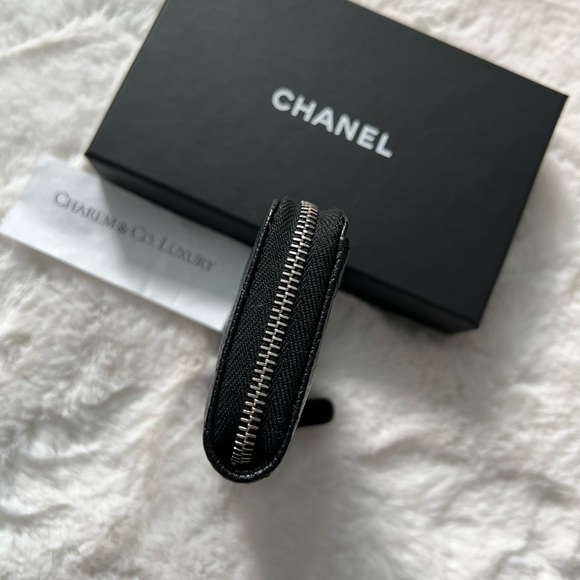 NEW🖤REV Chanel Classic Black Zipped Caviar Card Holder Wallet silver hardware. - Picture 6 of 7